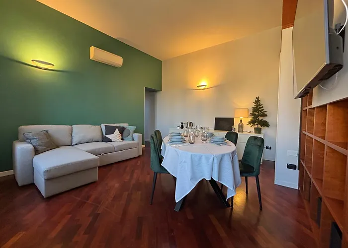 Апартаменты Pantalini Rooftop - Attico In Centro Storico Vista Duomo Пьяченца